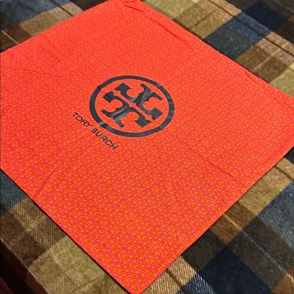 Tory Burch Bright Red Logo Pouch - Picture 7 of 9